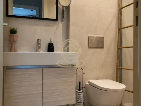 Izdavanje, dvosoban stan, 55m², Savski Venac, Beograd - image 10