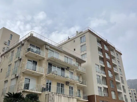 Prodaja, stan, 66m², Kamenovo, Budva - image 12