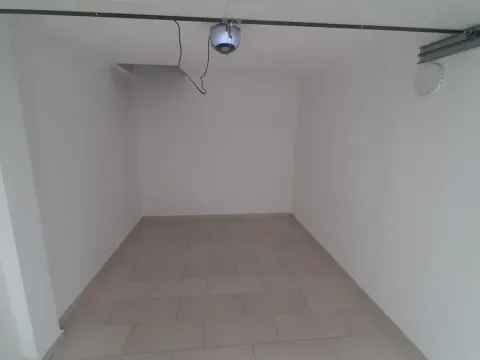 Izdavanje, parking/garaža, 15m², Podbara, Novi Sad Sve Podlokacije - image 6