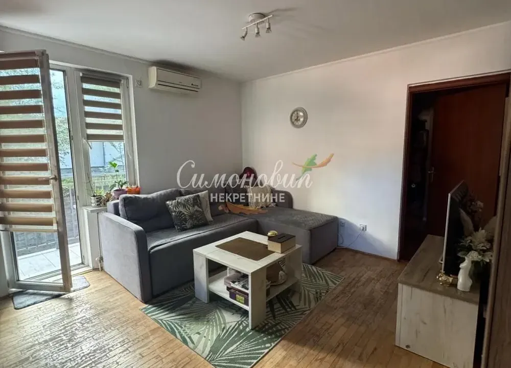 Prodaja, jednosoban stan, 45m², Kneževac, Beograd