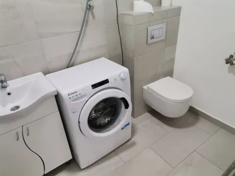 Rent, two bedroom apartment, 65m², Karaburma, Palilula Sve Podlokacije - image 10