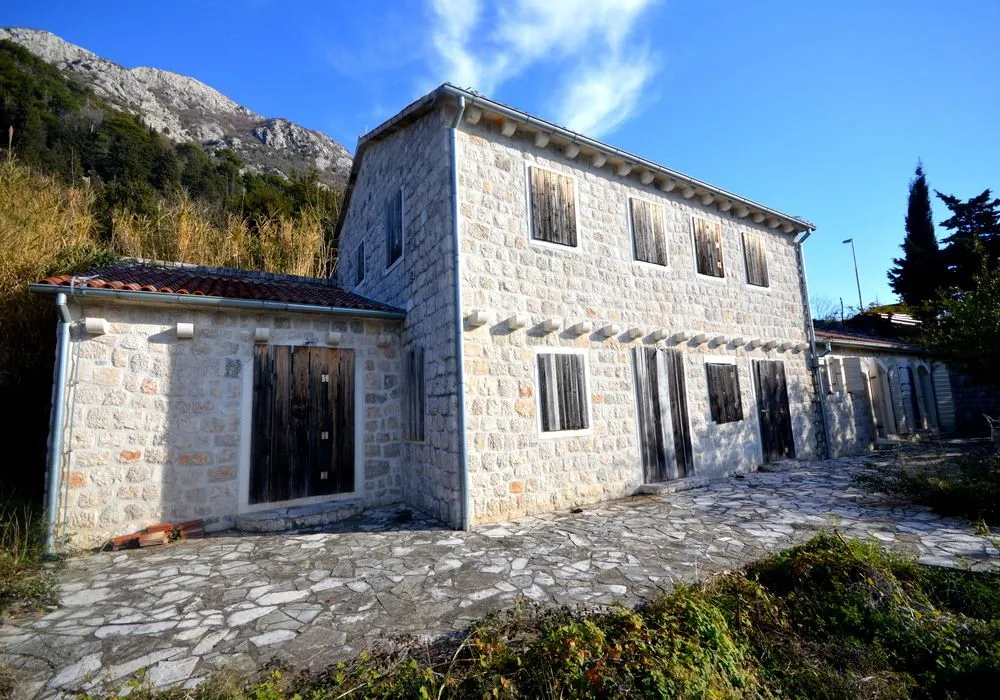 Sale, house, 685m², Perast, Kotor
