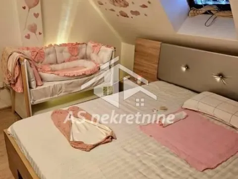 Izdavanje, trosoban stan, 80m², Bogoslovija, Palilula Sve Podlokacije - image 10