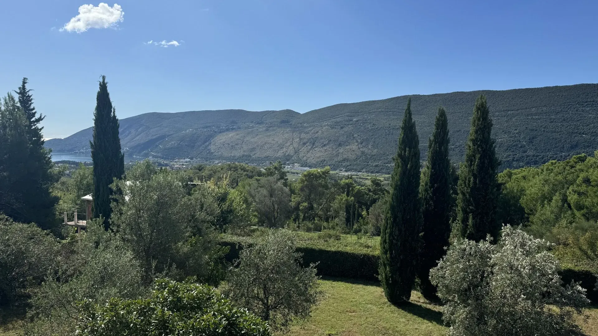 Prodaja, kuća, 307m², Mojdež, Herceg Novi