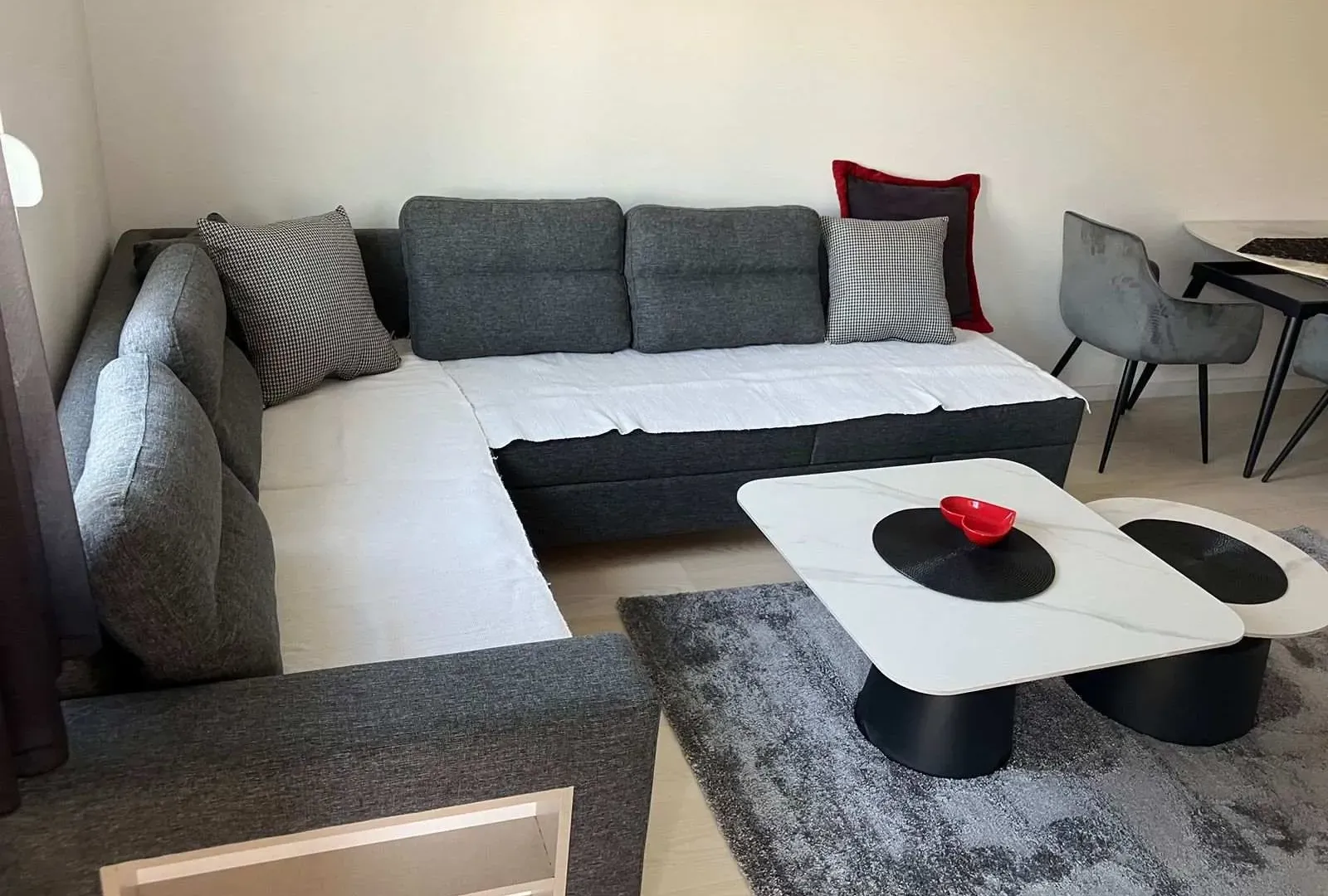 Izdavanje, jednosoban stan, 43m², Zabjelo, Podgorica