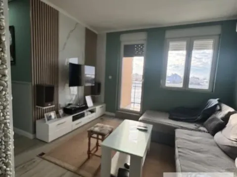 Stan in Novi Banovci