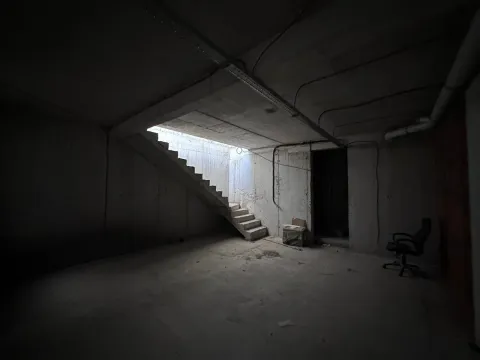 Izdavanje, poslovni prostor, 100m², City Kvart, Podgorica - image 9