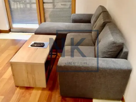 Izdavanje, dvosoban stan, 64m², Centar, Podgorica - image 2