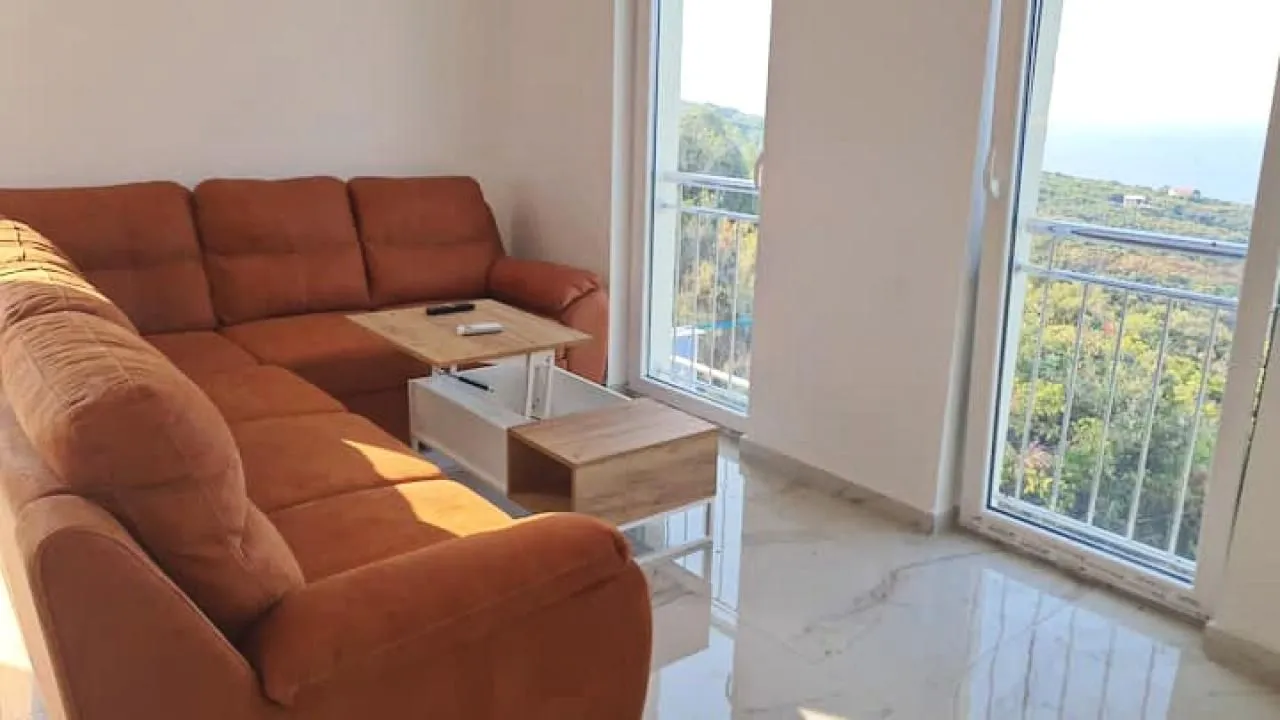 Prodaja, kuća, 180m², Zagora, Kotor