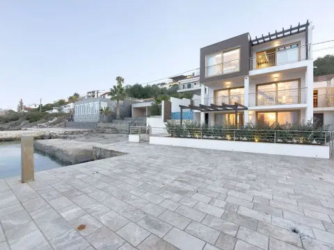 Sale, house, 300m², Krašići, Tivat - image 5