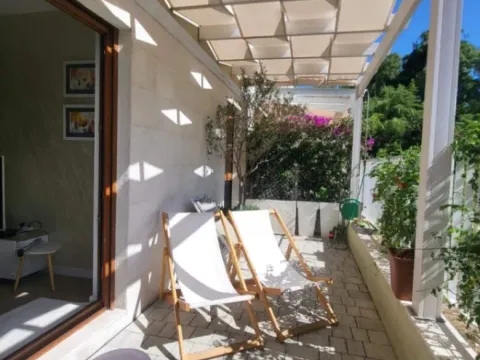 Izdavanje, dvosoban stan, 65m², Donja Lastva, Tivat - image 2