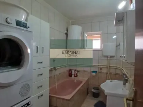Prodaja, kuća, 316m², Trnava, Jagodina - image 13