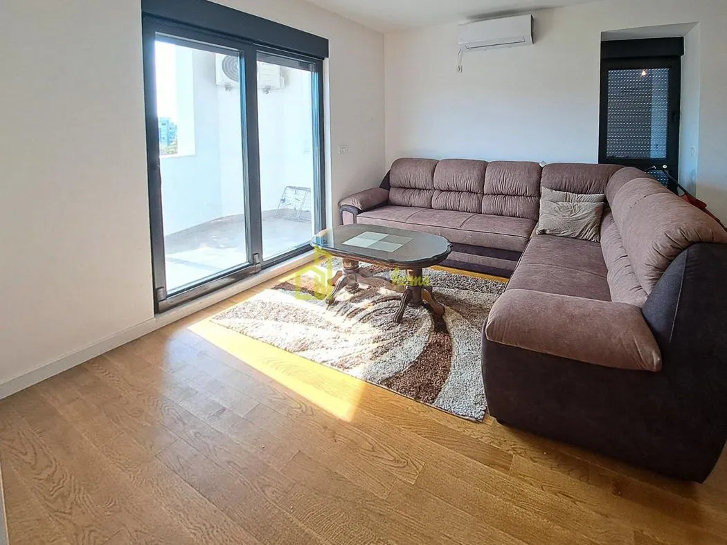 Rent, one bedroom apartment, 55m², Bar, Crna Gora