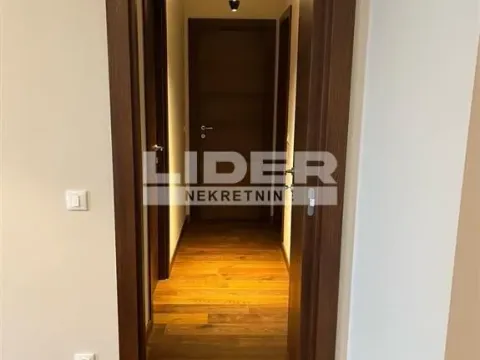 Izdavanje, trosoban stan, 75m², Čubura, Beograd - image 3