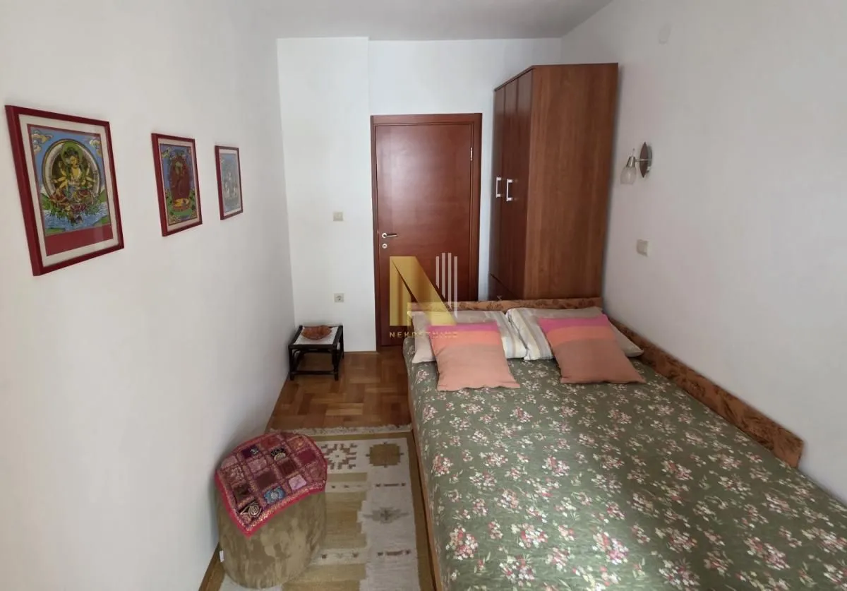 Izdavanje, dvosoban stan, 40m², Grbavica, Novi Sad Sve Podlokacije