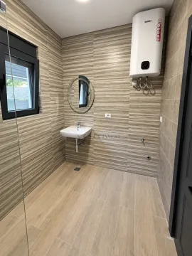Prodaja, jednosoban stan, 49m², Zagorič, Podgorica - image 8