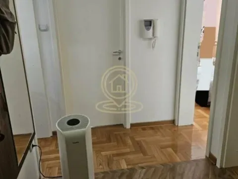 Rent, three bedroom apartment, 55m², Palilula Sve Podlokacije, Beograd - image 5