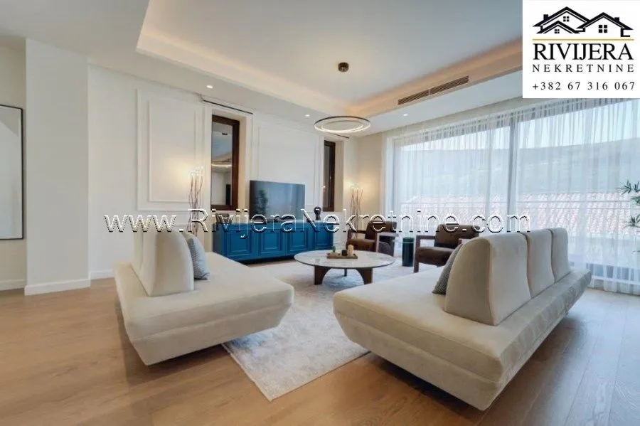 Sale, three bedroom apartment, 238m², Kumbor, Herceg Novi