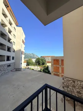 Sale, one bedroom apartment, 44m², Bečići, Budva - image 7