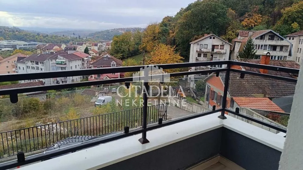 Rent, three bedroom apartment, 77m², Rakovica, Beograd