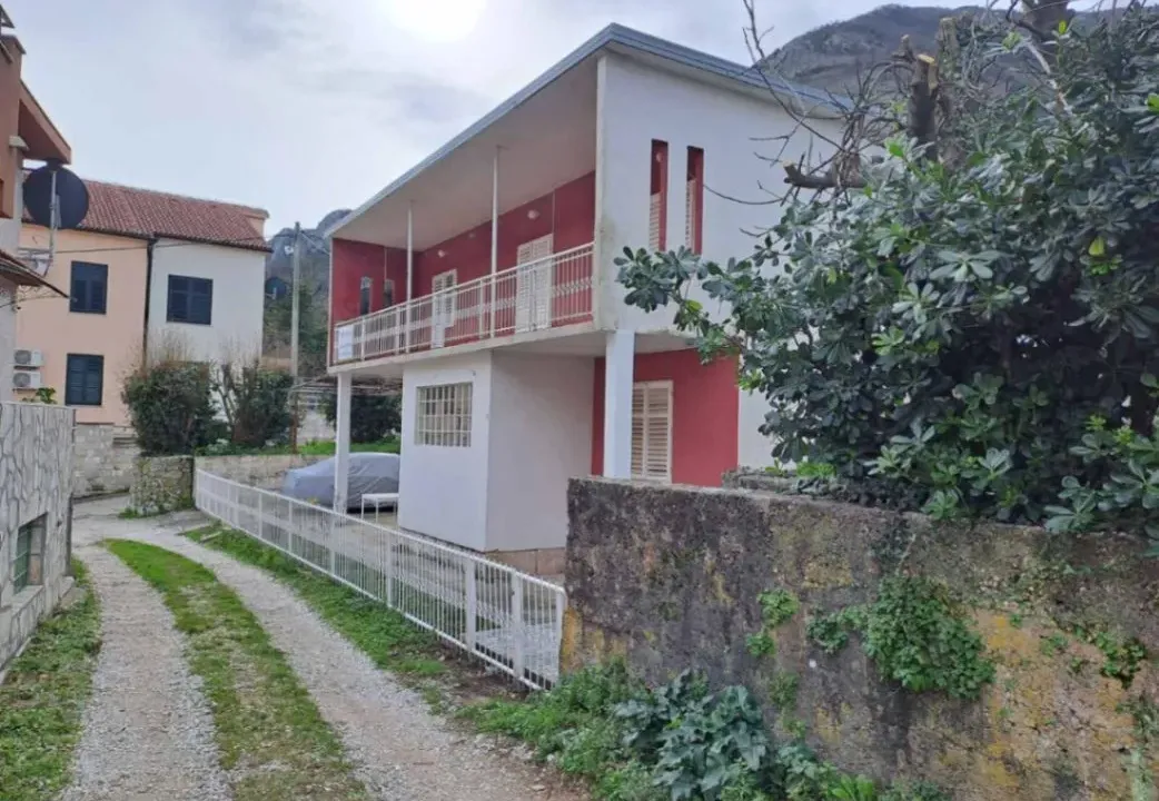 Sale, house, 150m², Prčanj, Kotor
