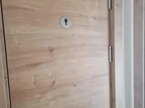 Rent, office space, 300m², Veternik, Novi Sad Sve Podlokacije - image 22