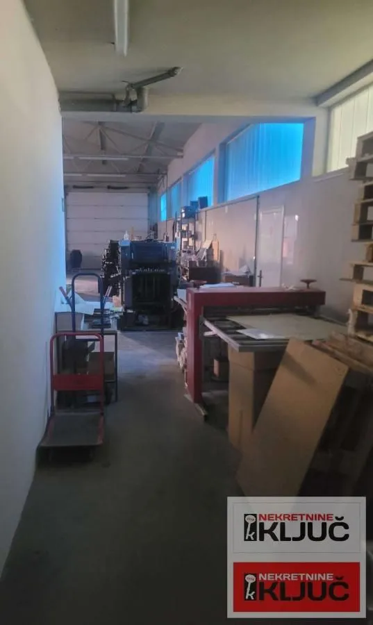 Rent, office space, 450m², Veternik, Novi Sad Sve Podlokacije