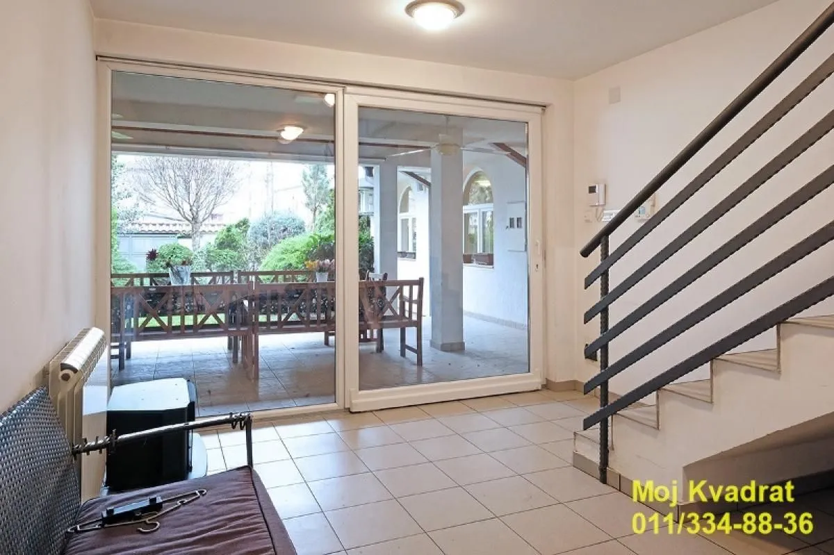 Sale, house, 205m², Karaburma, Palilula Sve Podlokacije