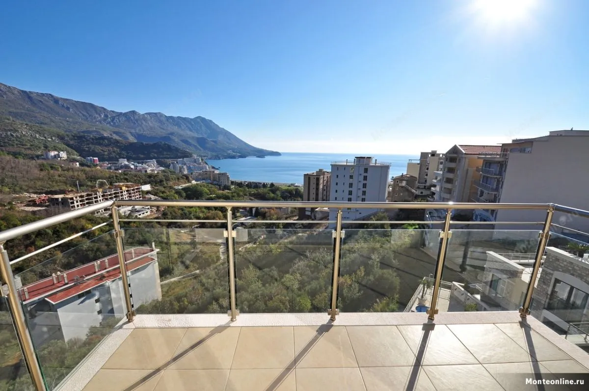 Prodaja, dvosoban stan, 131m², Bečići, Budva