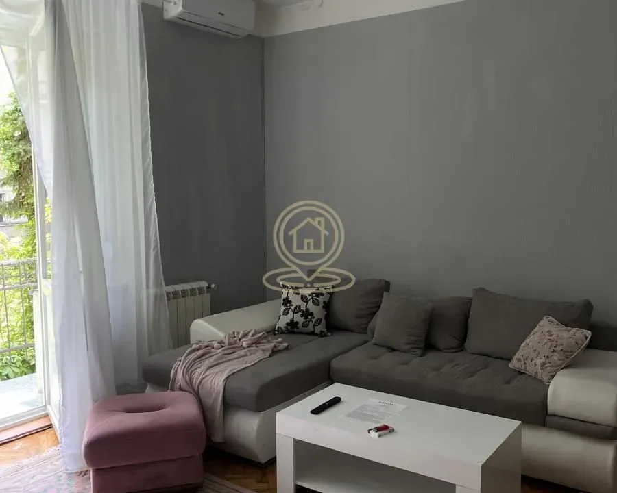 Rent, two bedroom apartment, 51m², Vračar Sve Podlokacije, Beograd