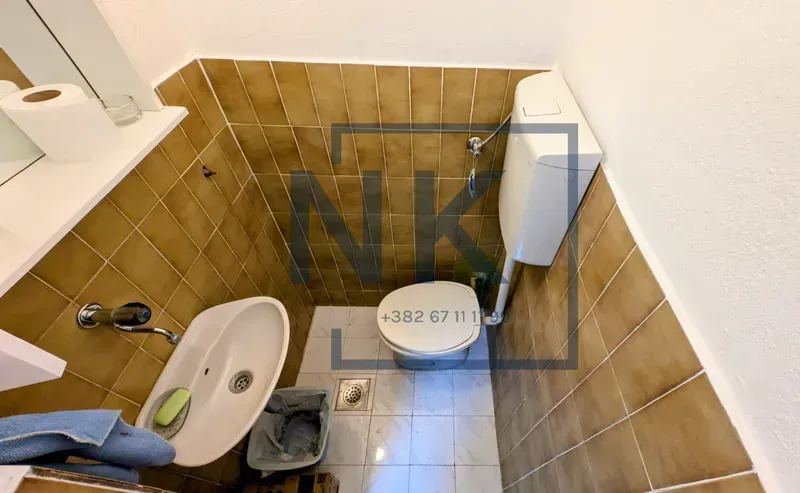Rent, office space, 20m², Blok 5, Podgorica