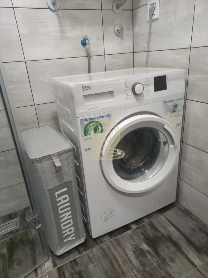 Izdavanje, dvosoban stan, 27m², Voždovac Sve Podlokacije, Beograd