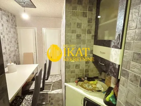 Prodaja, četvorosoban stan, 93m², Stari Grad, Beograd - image 5