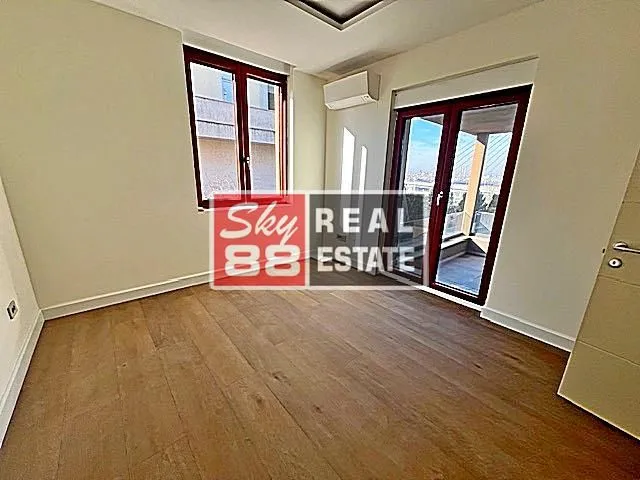 Rent, four bedroom apartment, 177m², Senjak, Beograd