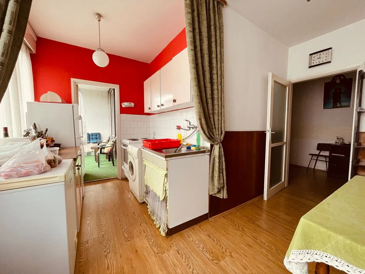 Izdavanje, dvosoban stan, 67m², Voždovac Sve Podlokacije, Beograd