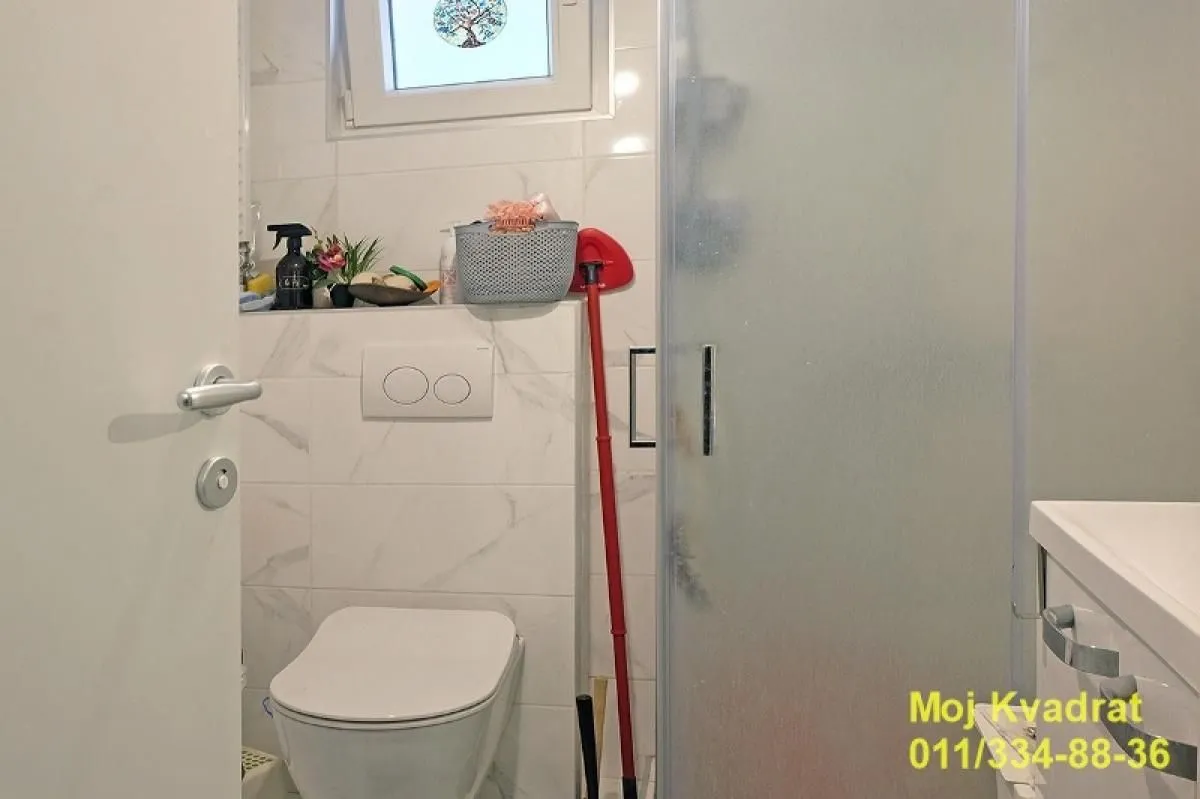 Prodaja, trosoban stan, 52m², Lekino Brdo, Voždovac Sve Podlokacije