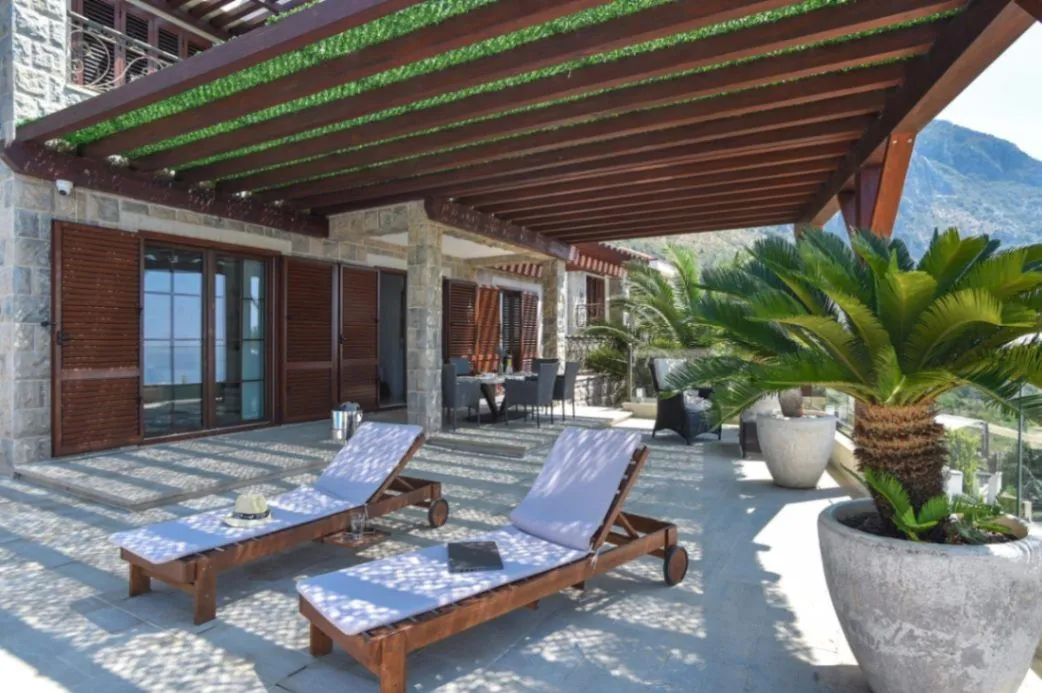 Rent, house, 120m², Blizikuće, Budva