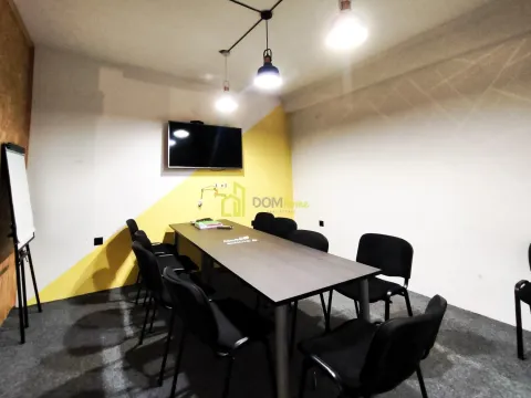 Izdavanje, poslovni prostor, 137m², Centar, Podgorica - image 6