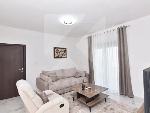 Rent, house, 130m², Zlatica, Podgorica - image 7