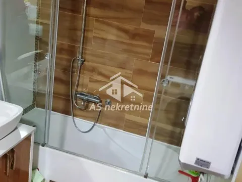 Izdavanje, trosoban stan, 55m², Crveni Krst, Beograd - image 18