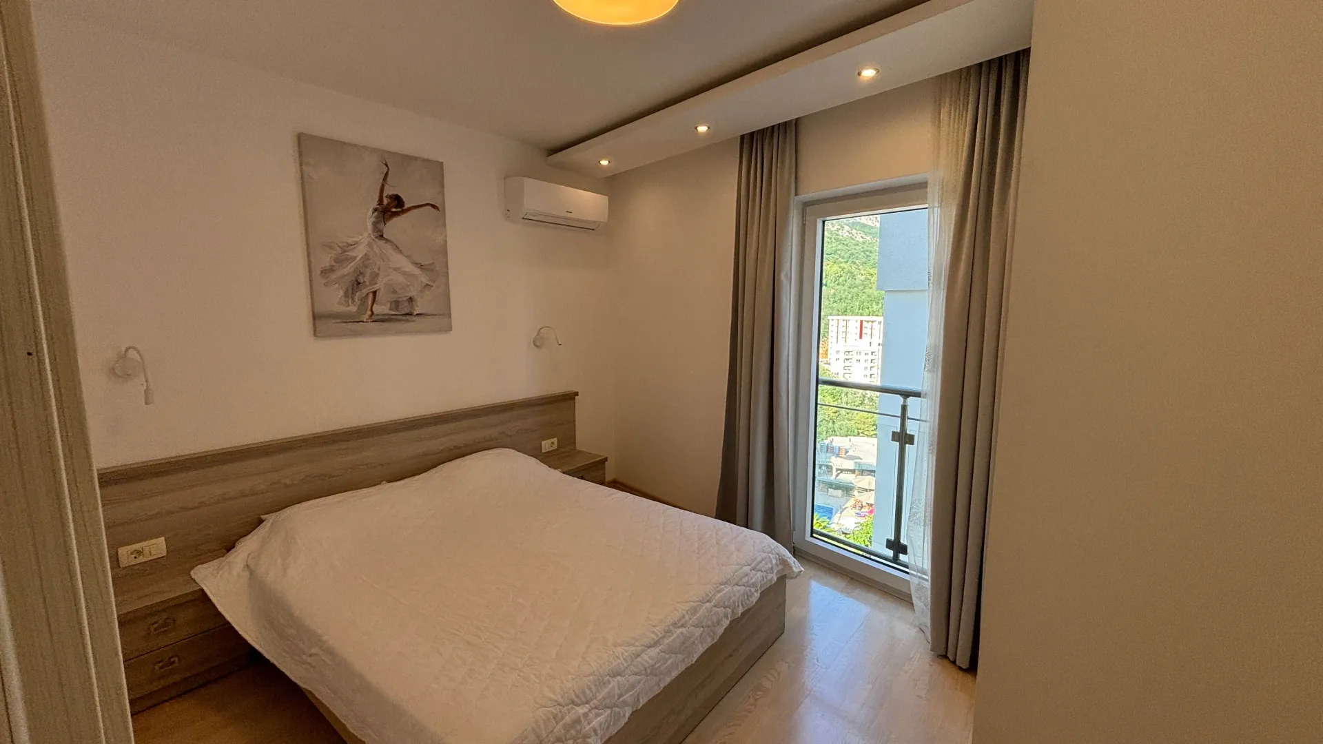 Rent, two bedroom apartment, 75m², Ivanovići, Budva