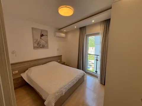 Rent, two bedroom apartment, 75m², Ivanovići, Budva - image 12