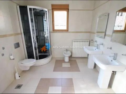 Izdavanje, kuća, 600m², Savski Venac, Beograd - image 25