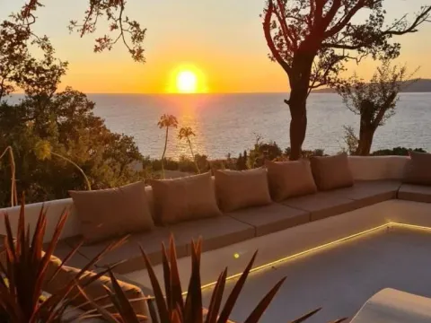 Prodaja, kuća, 300m², Reževići, Budva - image 3