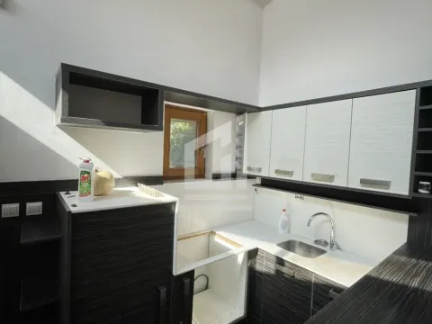 Prodaja, kuća, 147m², Gornja Gorica, Podgorica - image 5