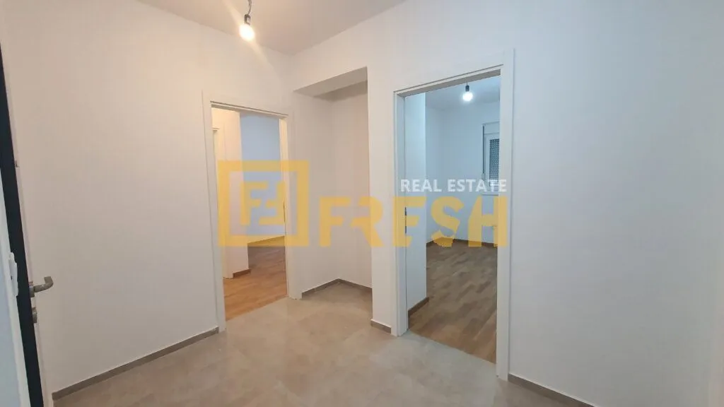 Prodaja, trosoban stan, 104m², Stari Aerodrom, Podgorica