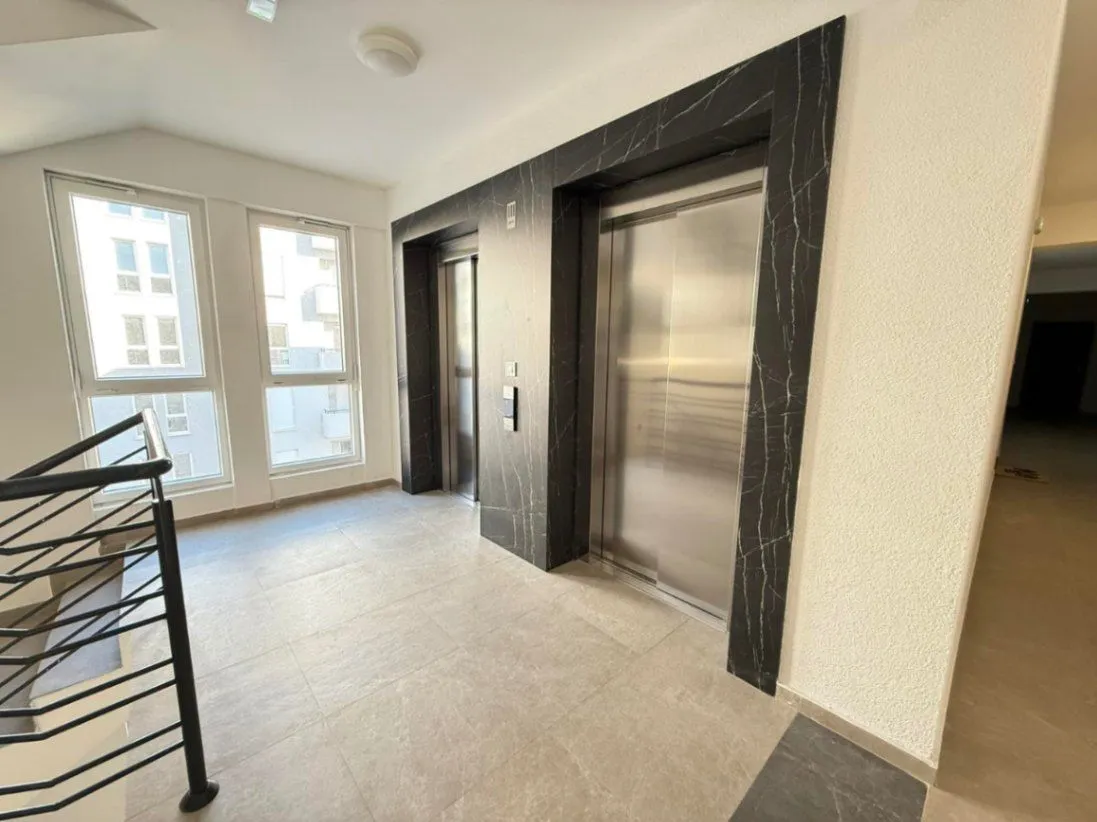 Prodaja, dvosoban stan, 73m², Zabjelo, Podgorica