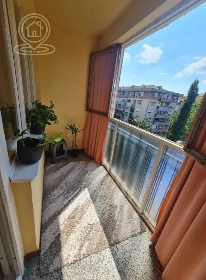 Prodaja, dvosoban stan, 56m², Banatić, Novi Sad Sve Podlokacije