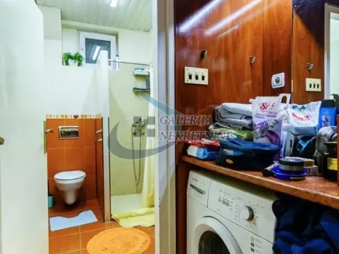Sale, two bedroom apartment, 62m², Vračar Sve Podlokacije, Beograd - image 17