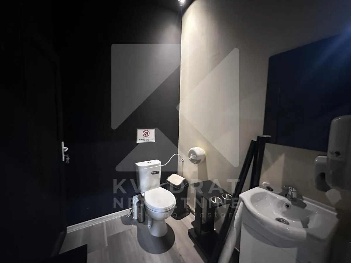 Sale, office space, 192m², City Kvart, Podgorica